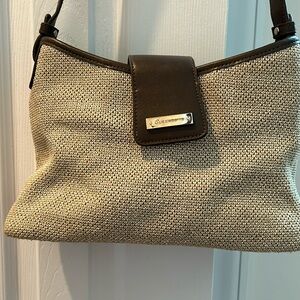 👜 Liz Claiborne Tan Shoulder Bag